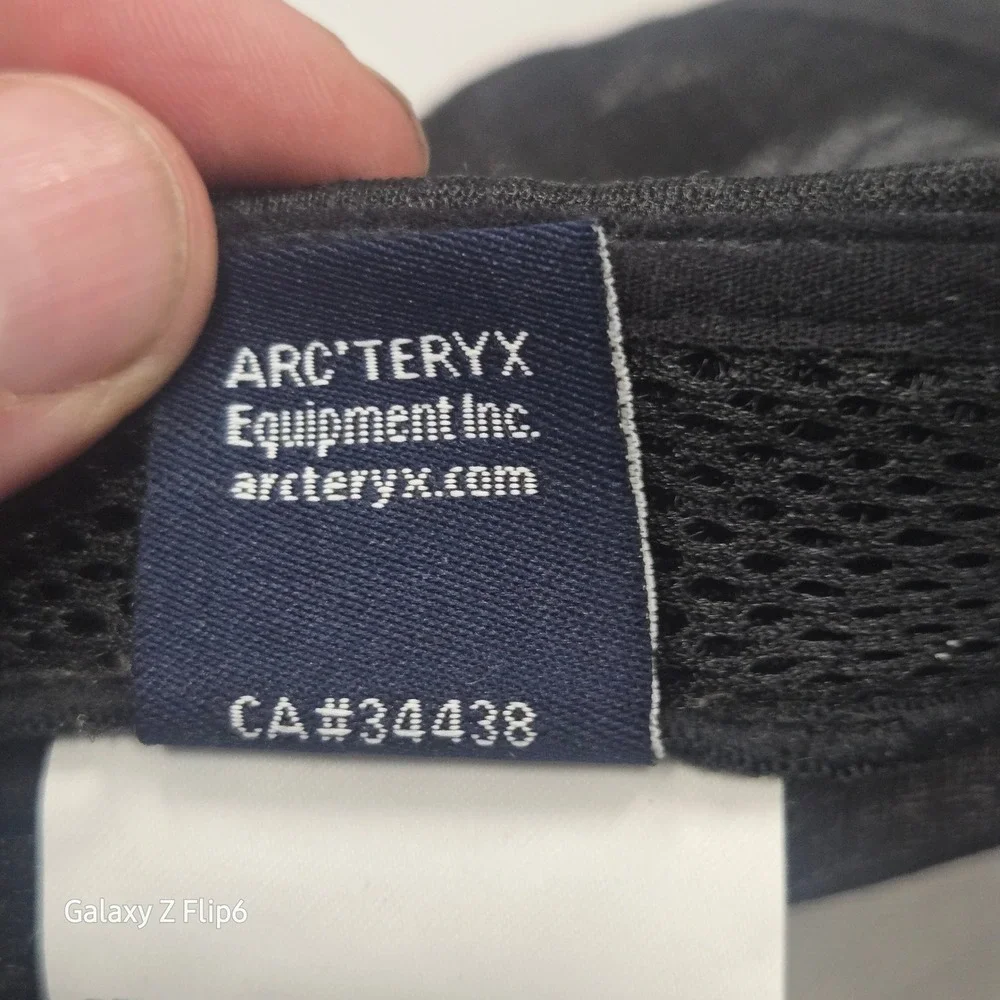 Arcteryx arcteryx bird